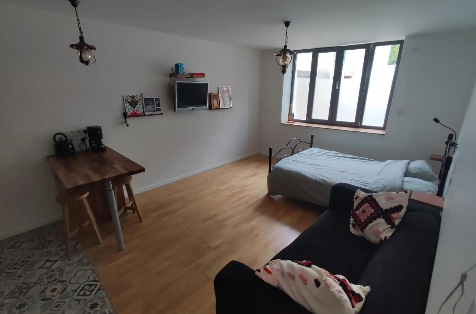 Apartment Studio Calme A Deux Pas Du Lac De Nantua